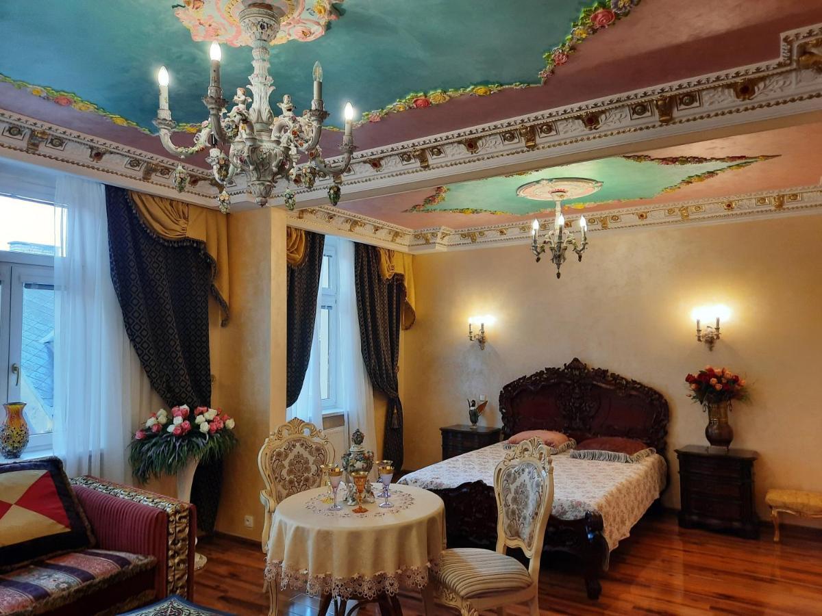 Romantic Карлови Вари Екстериор снимка